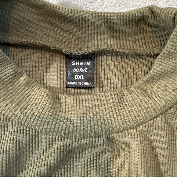 SHEIN Curve Long Sleeve Olive Green Ribbed Cutout Top Size 0XL - Picture 8 of 11